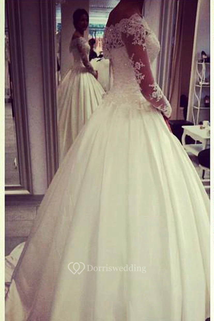 Glamorous Off-the-shoulder Long Sleeve Princess Wedding Dress With Beadings Appliques