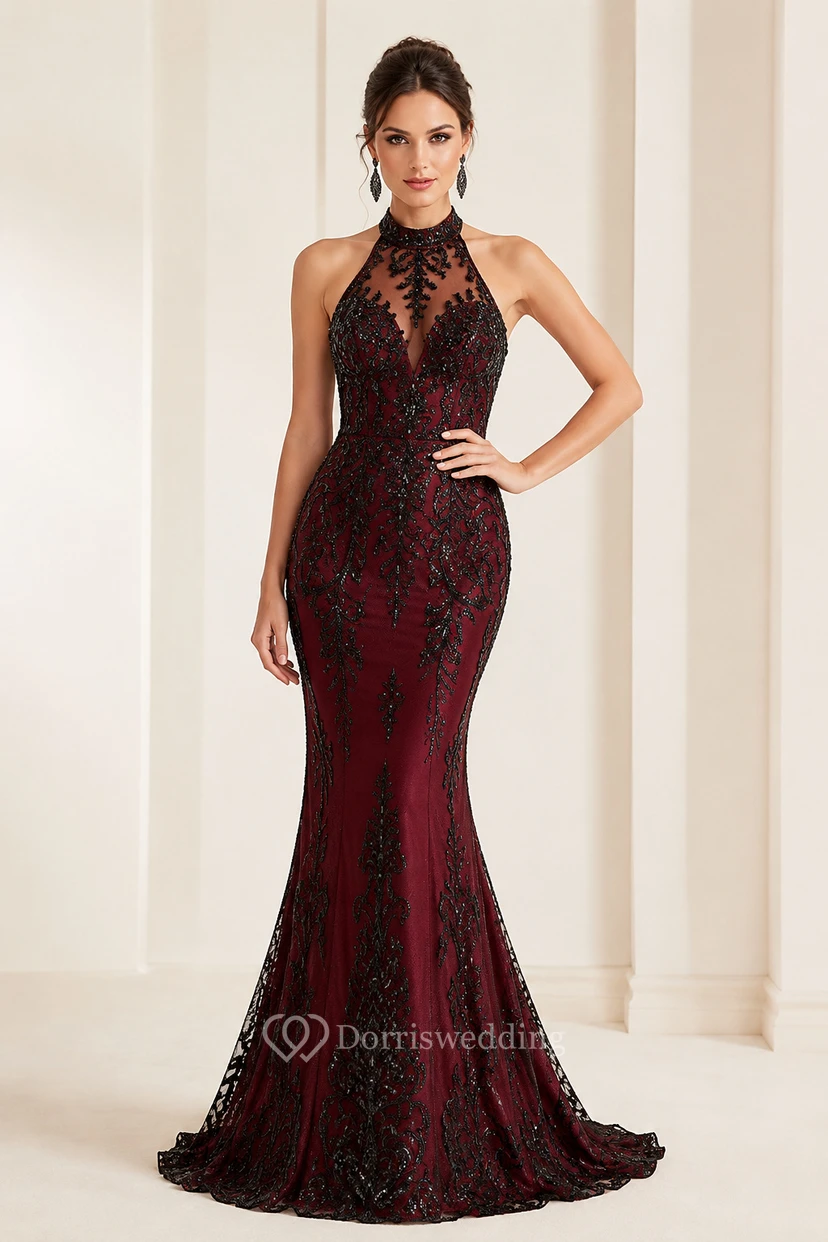 Robe de soirée sirène bordeaux et noire en dentelle à col montant et dos illusion