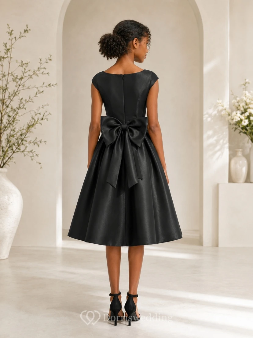 Schwarzes Brautjungfernkleid im A-Linien-Stil mit Strasssteinen, kurzen Ärmeln, Teelänge, Satinschleife, modern view 2