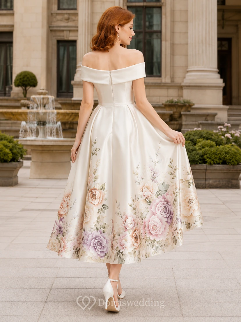 Vestido de novia midi de satén con hombros descubiertos y estampado floral pintado para el Ayuntamiento view 2
