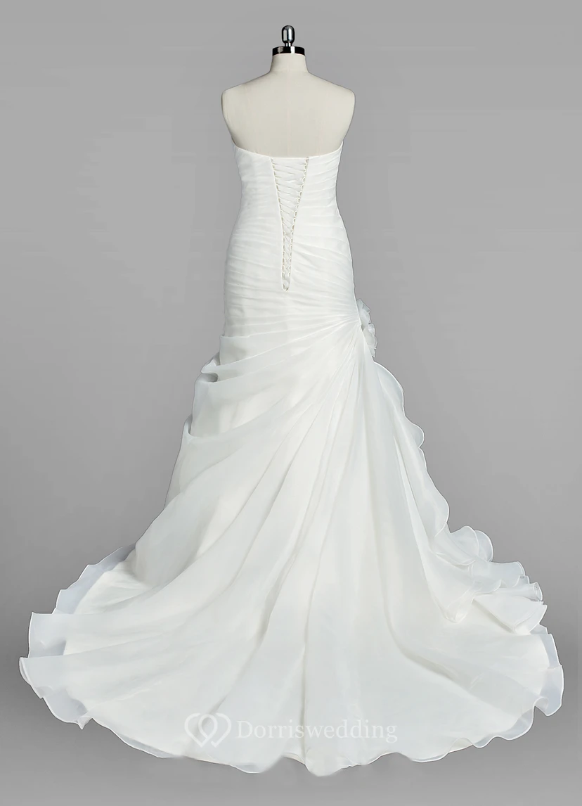 Sweetheart Mermaid Organza Wedding Dress Styles With Ruching and Ruffles view 3