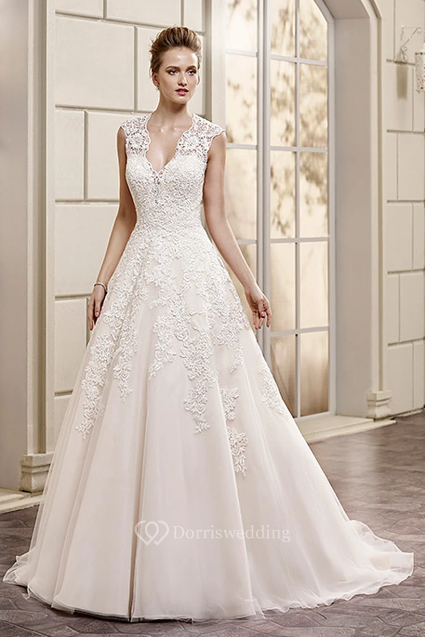 A-Line Maxi Appliqued V-Neck Cap-Sleeve Lace Wedding Dress
