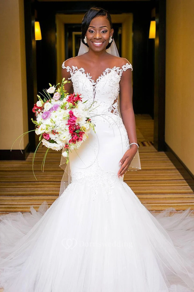 Elegant Mermaid Lace and Tulle Cap Sleeve Wedding Dress Styles with Applique