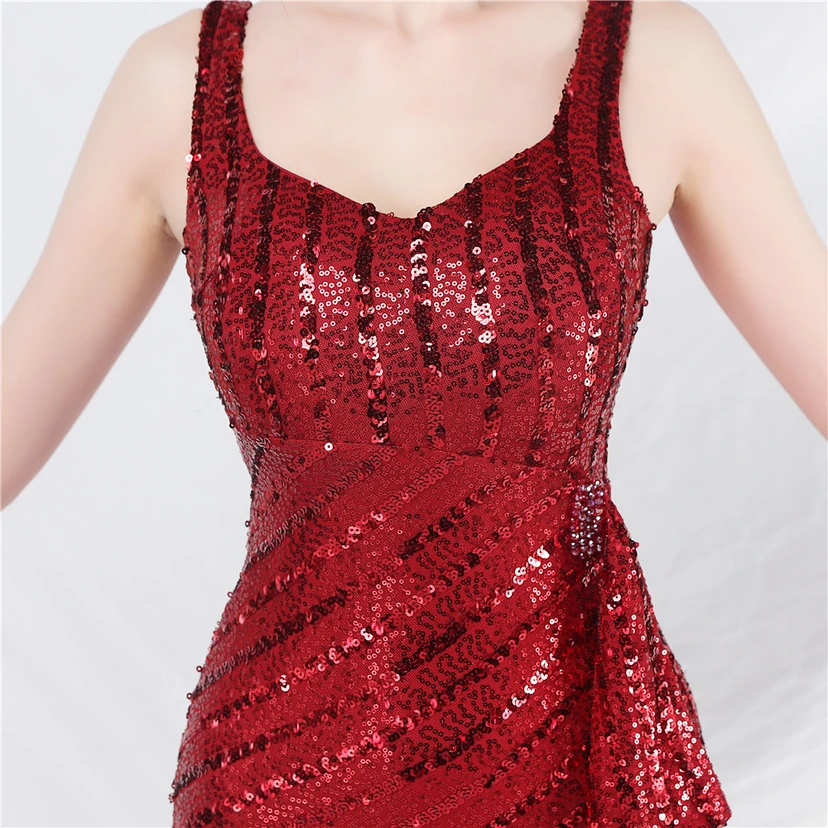 Robe de soirée longue à sequins et perles artisanales view 18