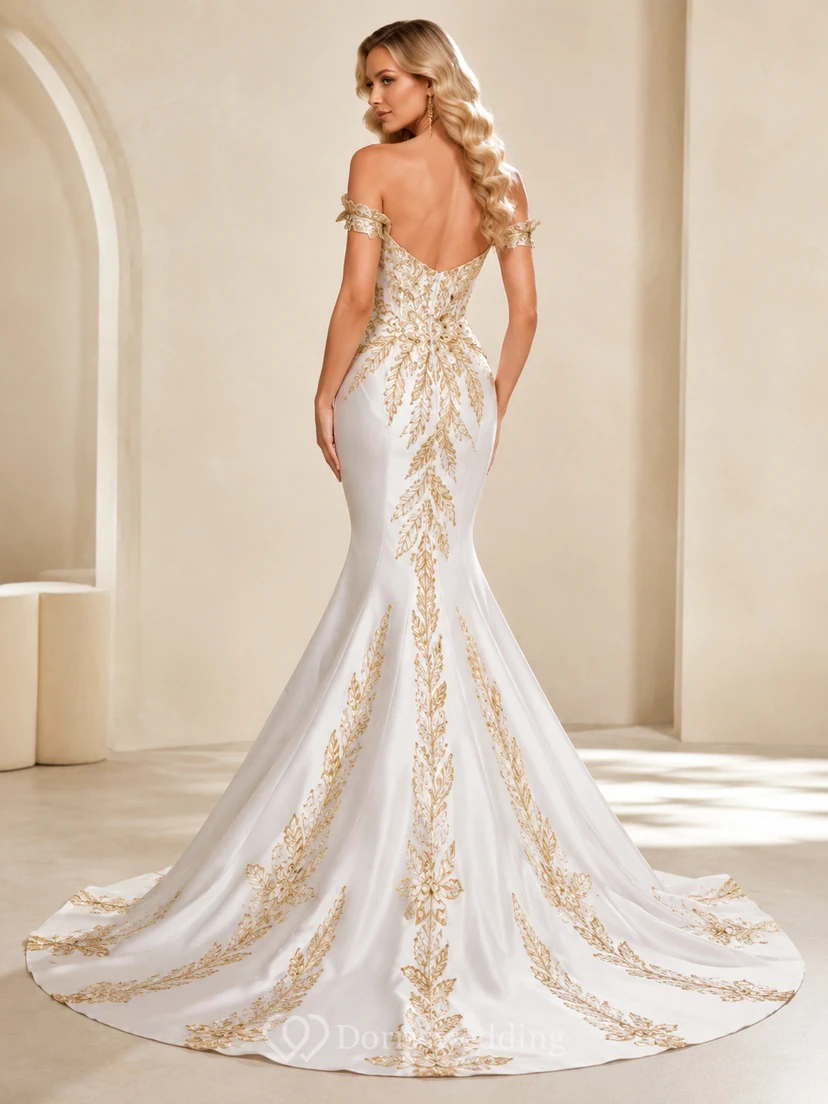 Robe de mariée sirène longue en satin à manches courtes et col en V, ornée de motifs de vigne dorée. Un modèle luxueux. view 2