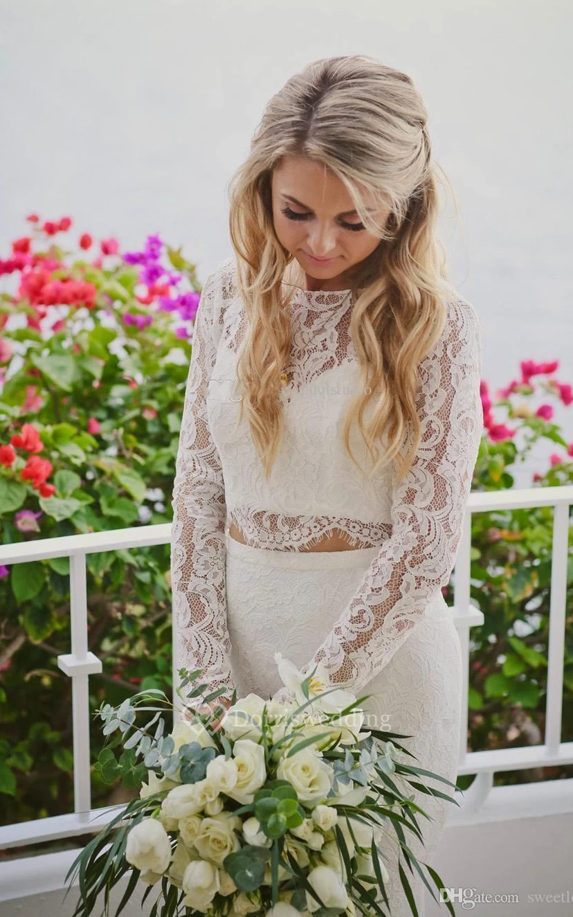 Robe de mariée deux pièces simple en dentelle bateau, longue jusqu'au sol et manches longues view 3