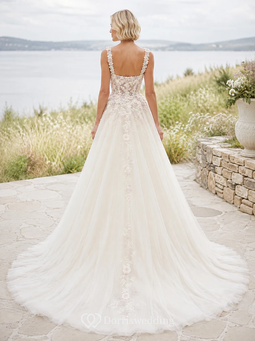 Robe de soirée romantique en tulle à encolure carrée multicolore, bretelles et appliqués floraux, coupe trapèze, style A. view 2