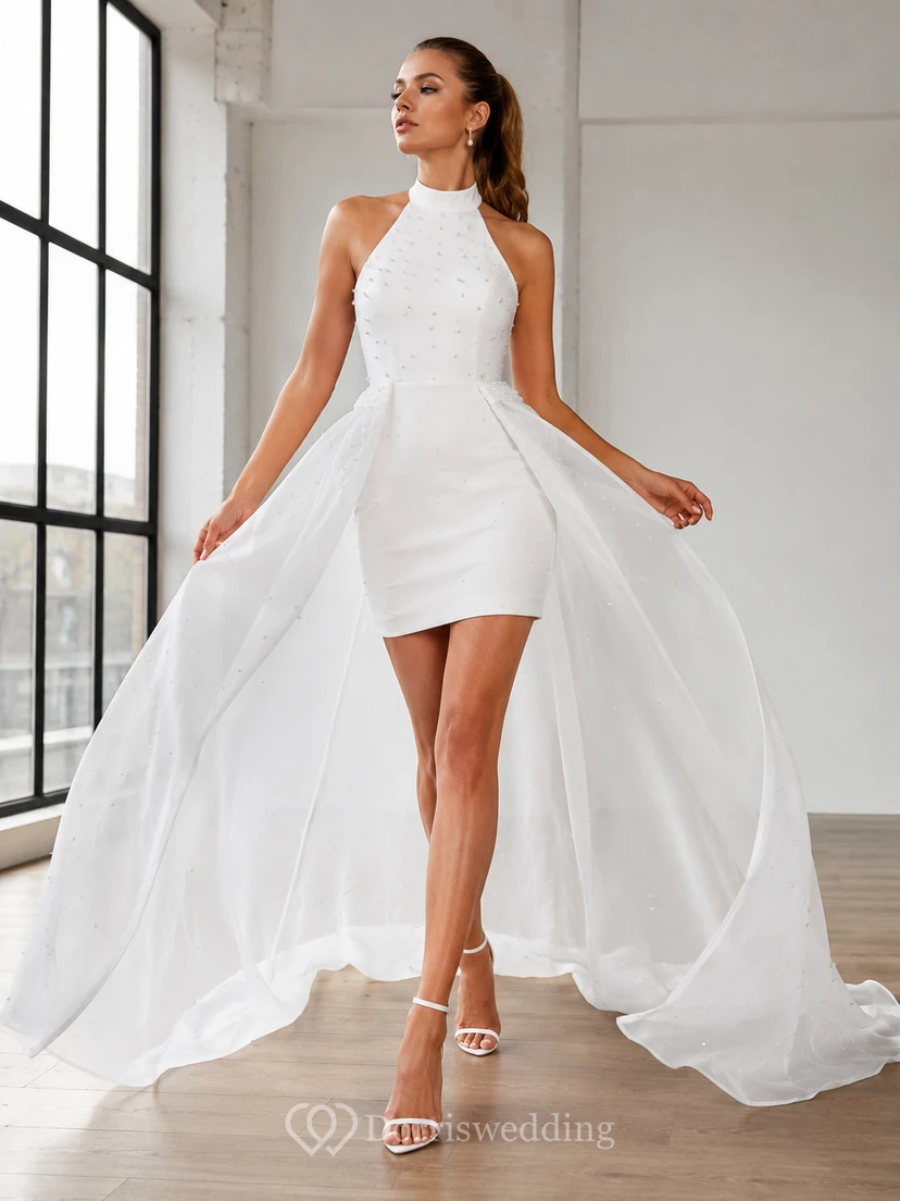 Vestido de recepción de boda moderno corto de gasa con escote halter y cola asimétrica desmontable