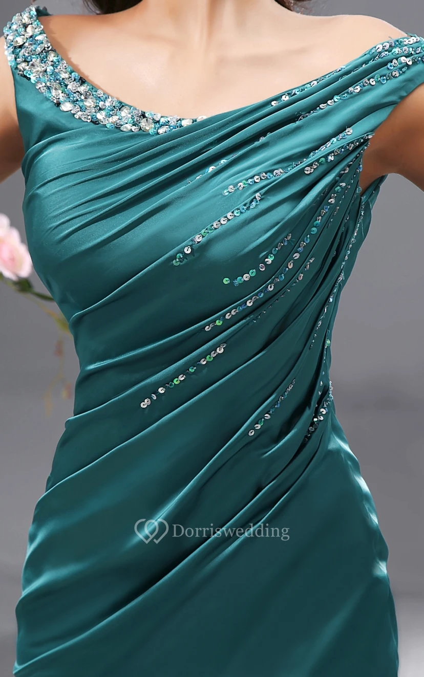Robe sirène sexy en satin stretch à épaules dénudées et sequins view 4