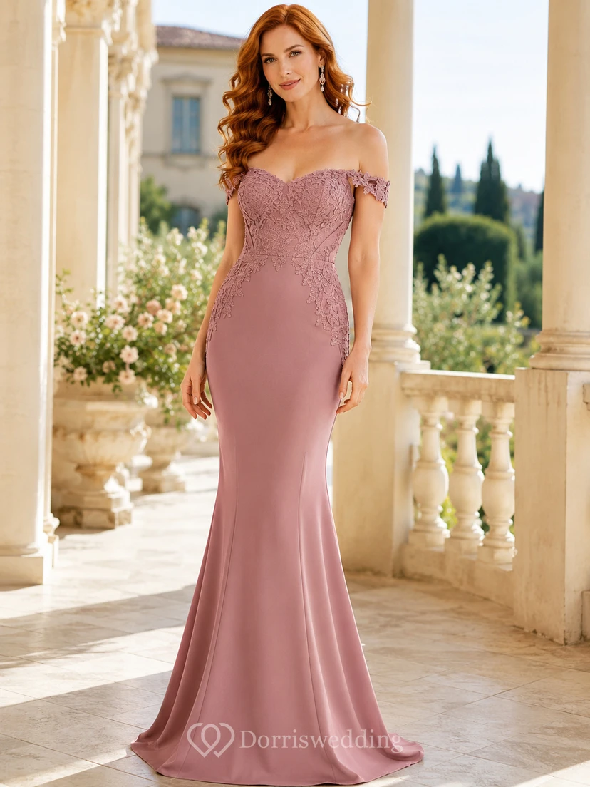 Abendkleid im Meerjungfrauenstil aus Jersey in Altrosa mit schulterfreiem Schnitt
