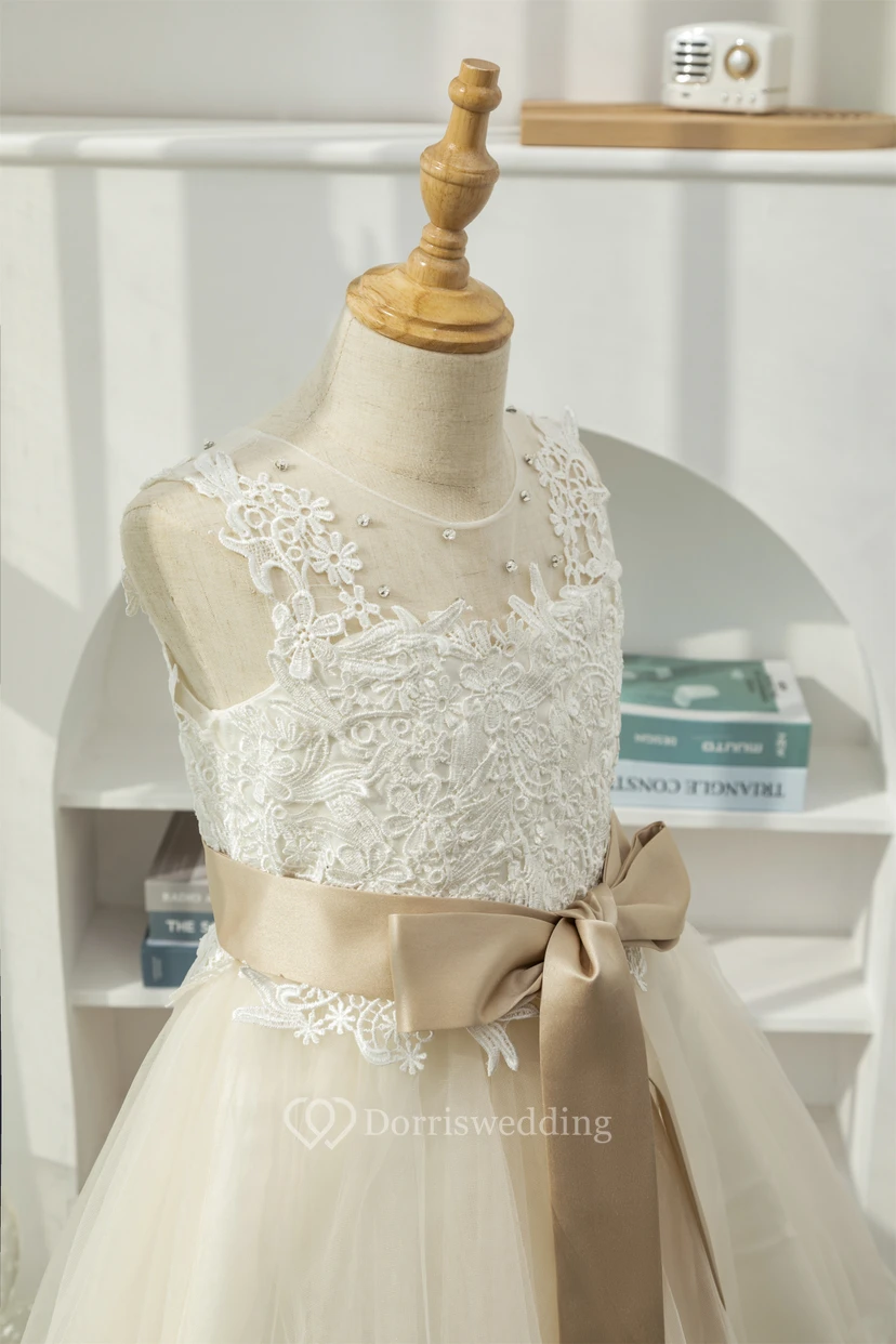 Lace Elegant Tulle A-line Champagne White Flowergirl Dress view 6