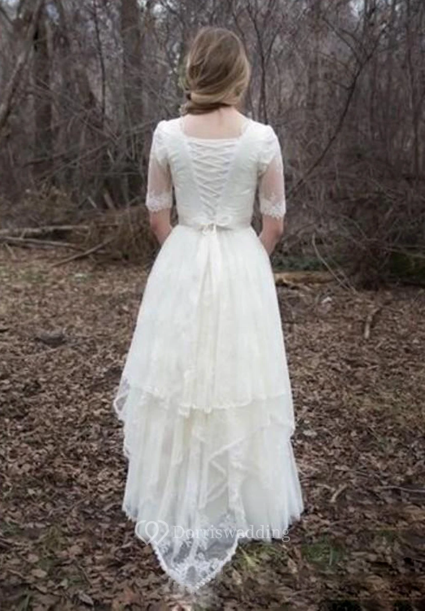 Schlichtes Brautkleid im Landhausstil mit böhmischem Garten-Flair, Spitze, Tüll, Rundhalsausschnitt, Illusionsausschnitt und kurzen Ärmeln view 4
