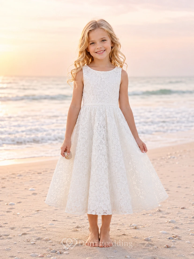 Vestido de niña de las flores, color marfil, encaje, tul, corte en A, cuello joya, largo hasta la rodilla.