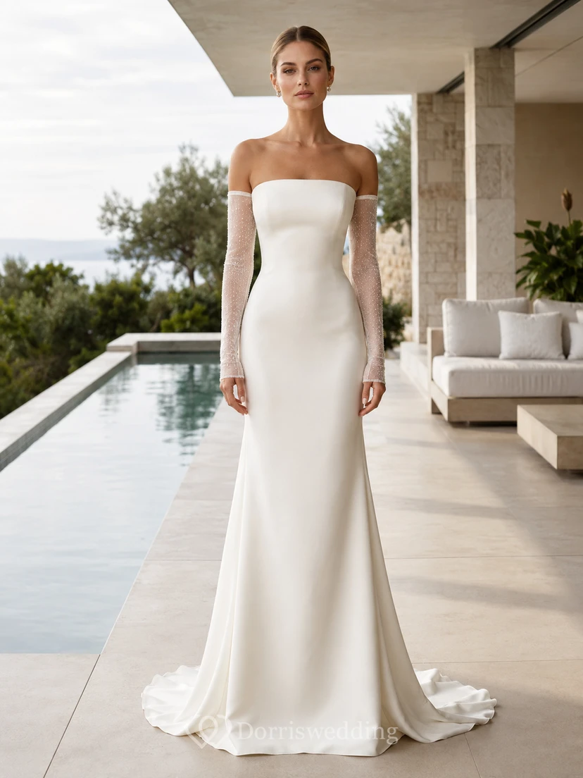 Robe de mariée sirène sans bretelles à manches amovibles pour une escapade romantique sur une terrasse de villa
