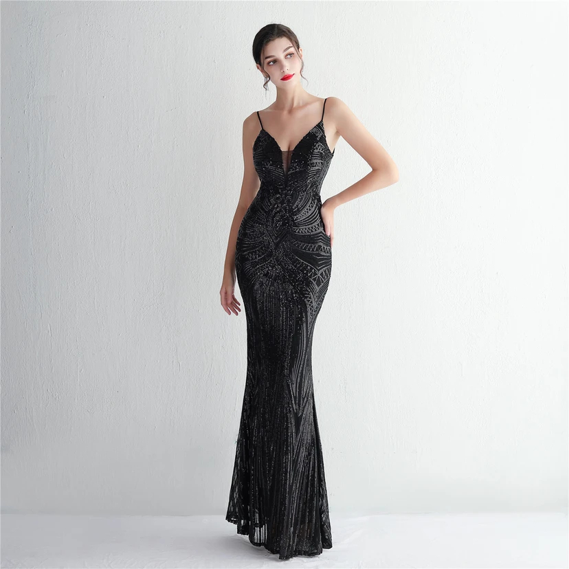 Vestido largo de noche con lentejuelas y tirantes de flores, ajustado, elegante y de estilo sofisticado. view 82