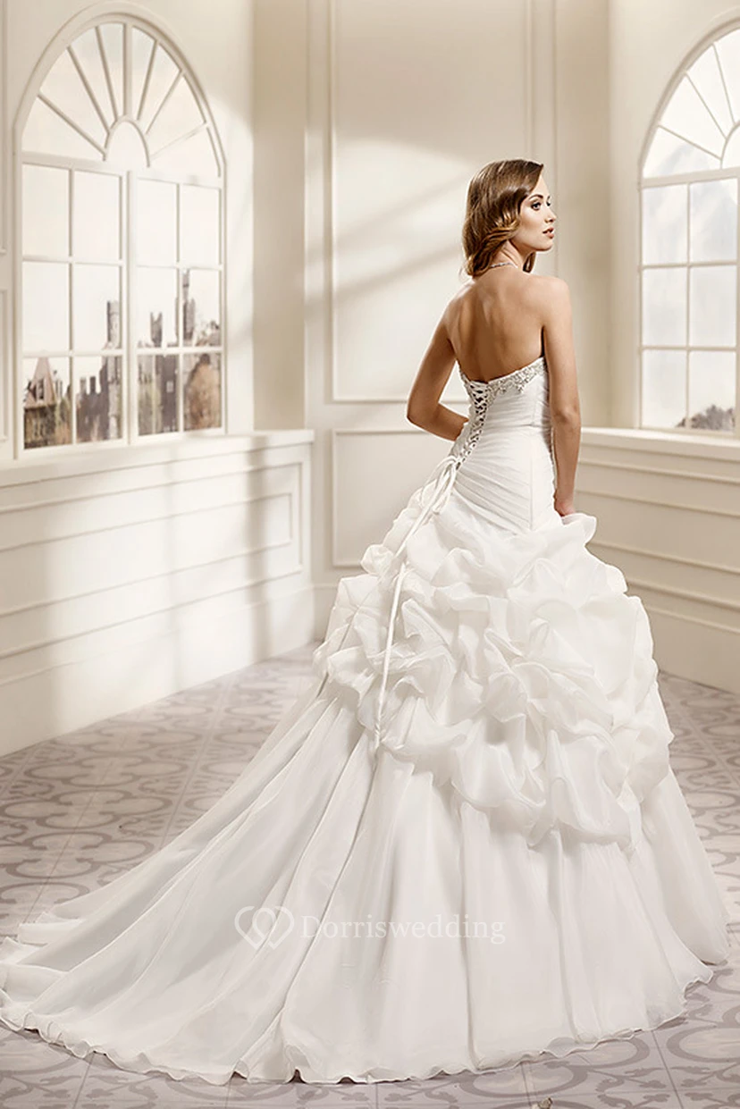 Ball Gown Sweetheart Long Organza Wedding Dress With Pick Up And Beading view 2
