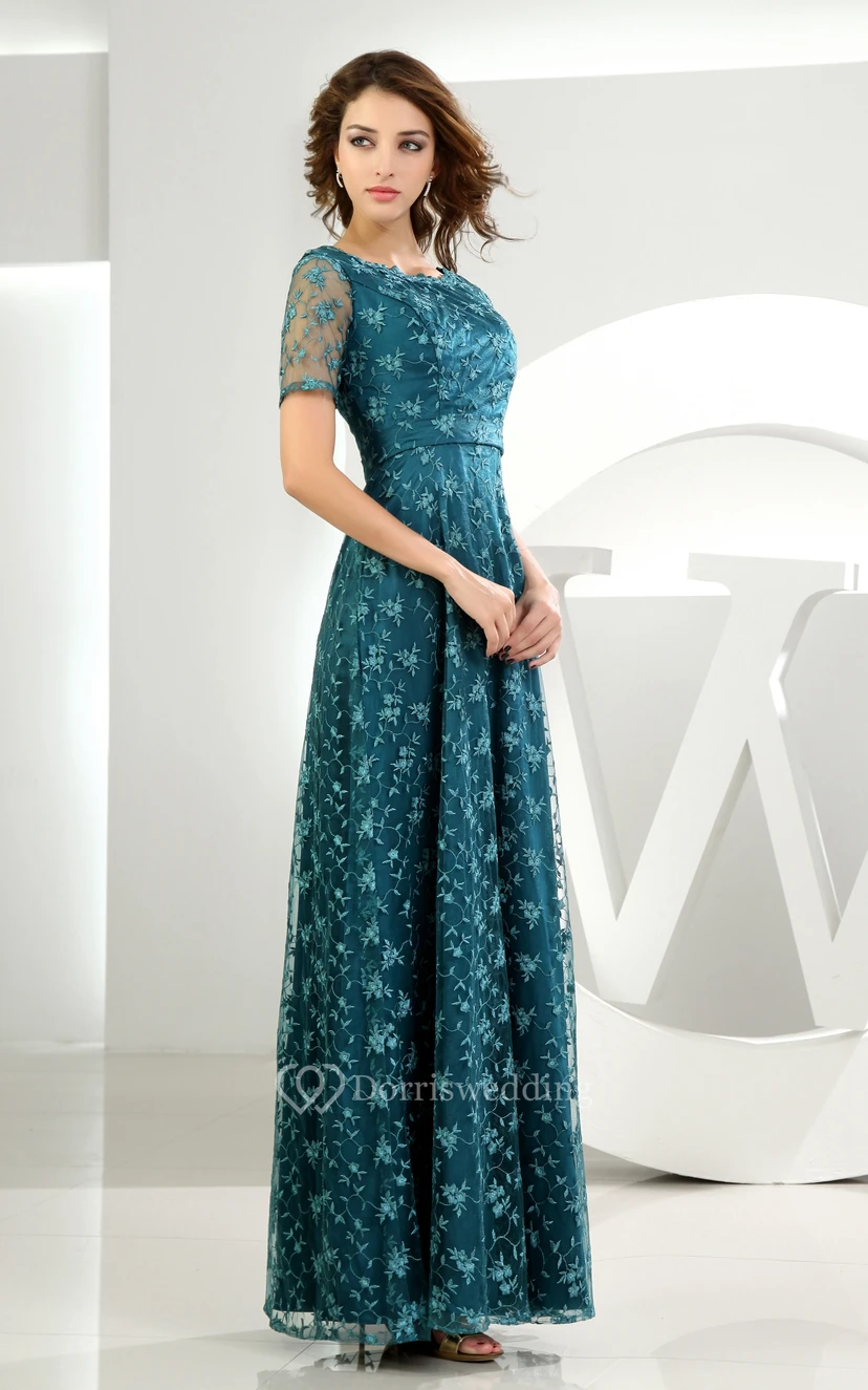 Besticktes, kurzärmeliges langes Kleid mit transparentem Oberteil view 2
