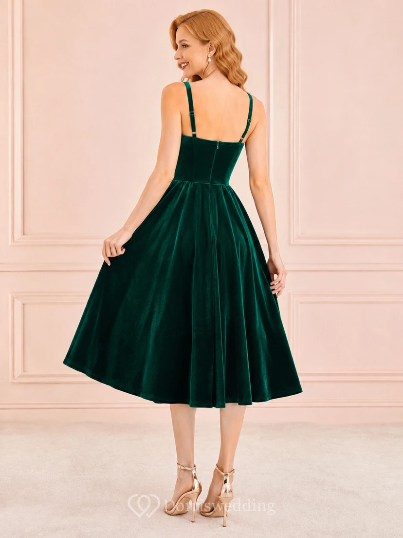 Dunkelgrünes, herzförmiges, trägerloses, plissiertes Vintage-Cocktailkleid aus Samt in A-Linie view 2