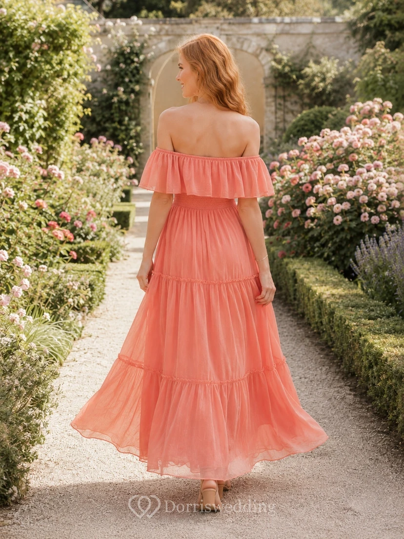 Korallenfarbenes, schulterfreies, kurzärmeliges Chiffon-Gartenkleid in A-Linie, knöchellang, gestuft view 2