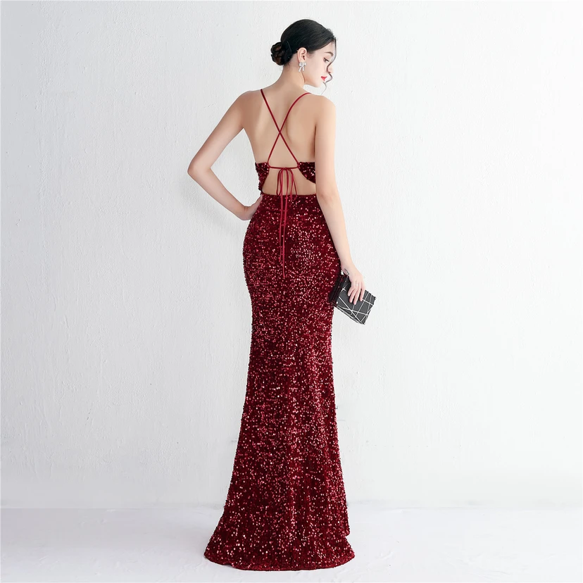 Paillettenbesetztes Abendkleid mit Samtsaum, langen Trägern und schmaler Silhouette für elegante Bankette view 2
