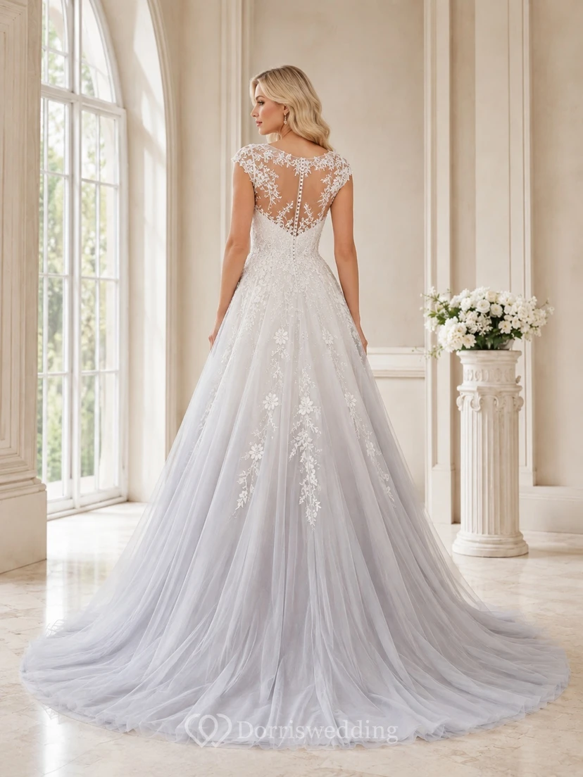 Elegantes graues Brautkleid aus Spitze in A-Linie mit U-Boot-Ärmeln, bodenlanger Schleppe und elegantem Schnitt view 2