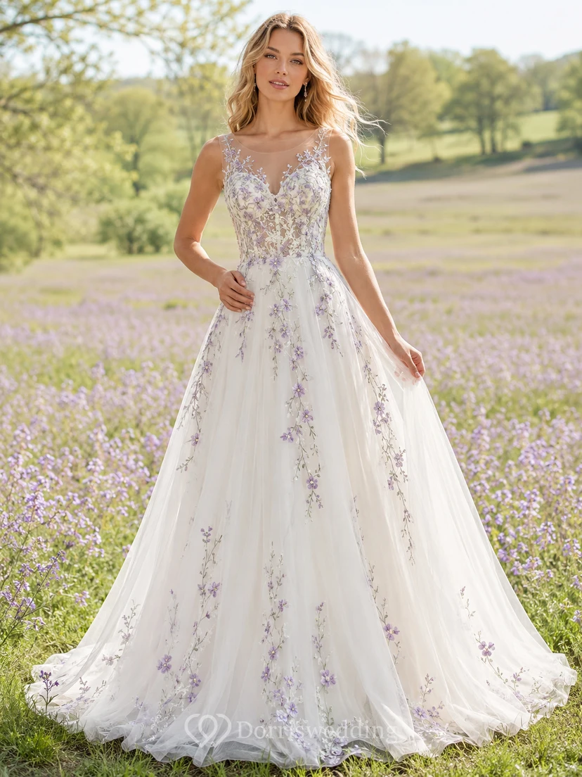 Lavendelfarbenes, besticktes A-Linien-Brautkleid mit Illusionseffekt im Frühlingsfeld-Stil
