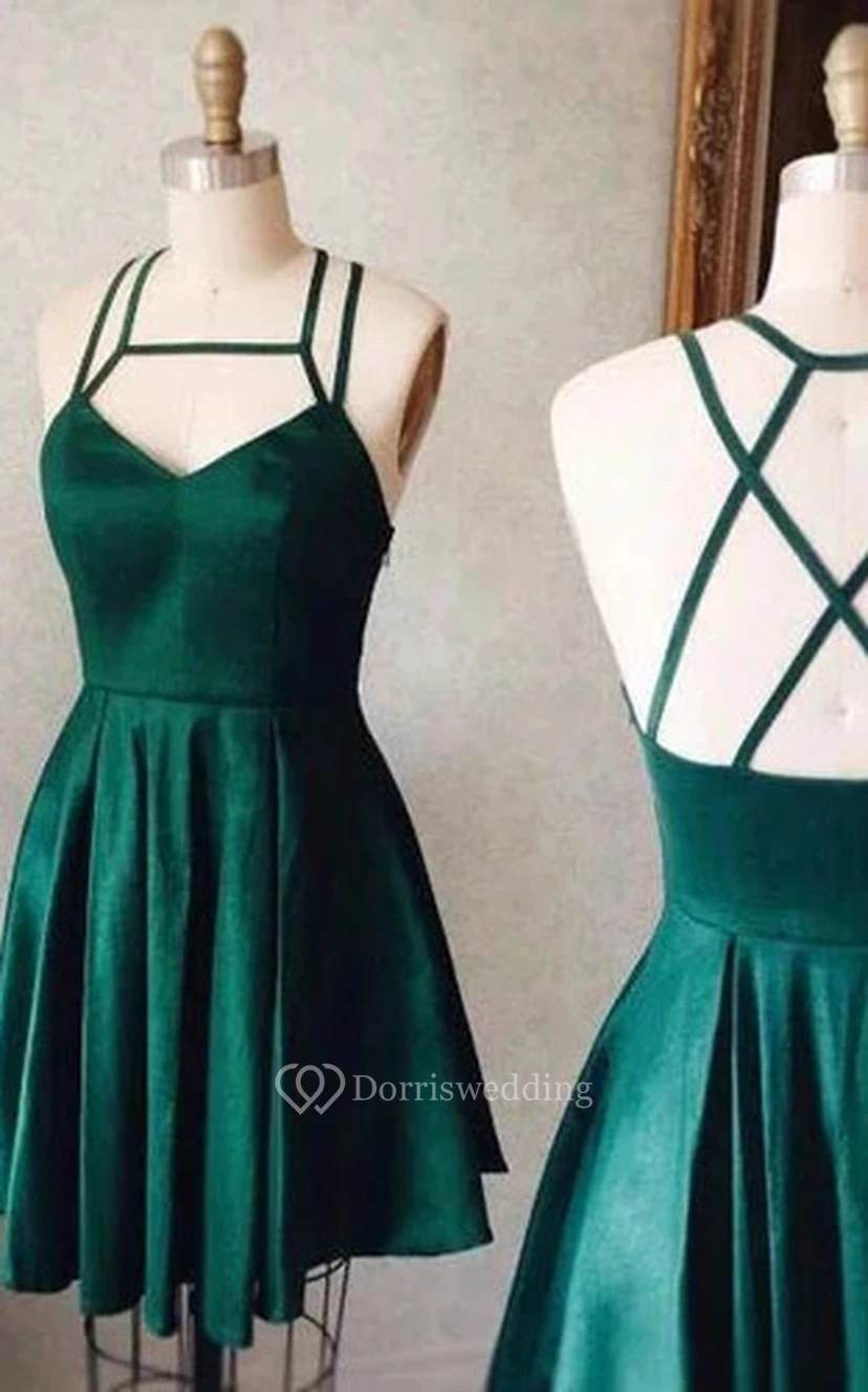 Vestido corto de satén verde sencillo sin mangas con corte en A view 2