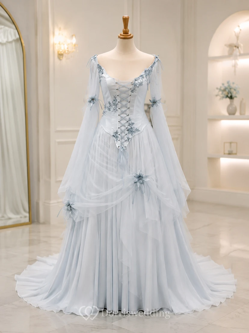 Robe de bal en mousseline de tulle, coupe trapèze, longueur au sol, traîne courte, manches longues et laçage au dos. view 6