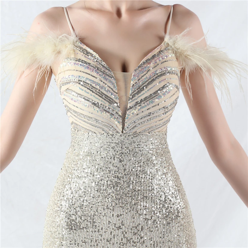 Elegantes Abendkleid mit Straußenfedern und Perlen, sexy, lang, mit Trägern und Schlitz view 27