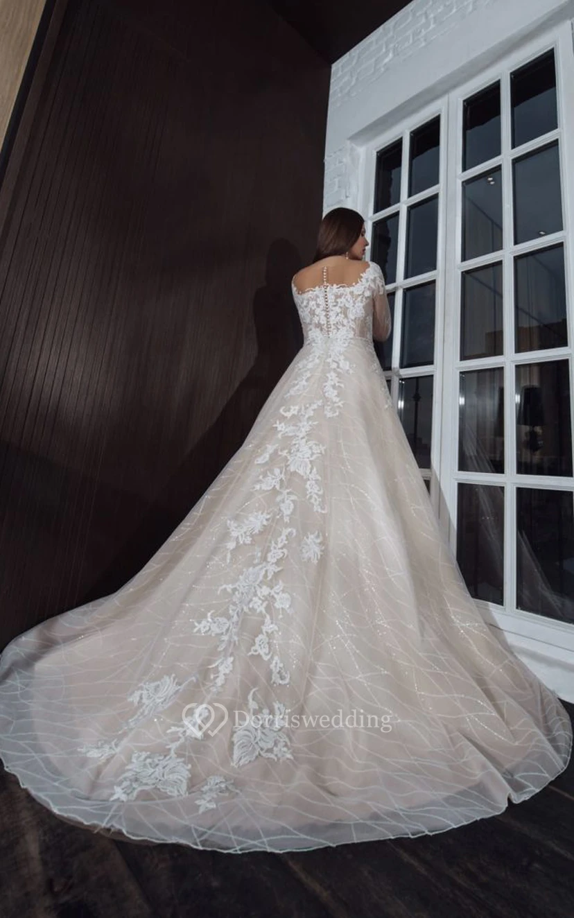 Champagnerfarbenes, langärmeliges Brautkleid in A-Linie mit Illusion-Spitzenapplikationen in Übergröße view 2