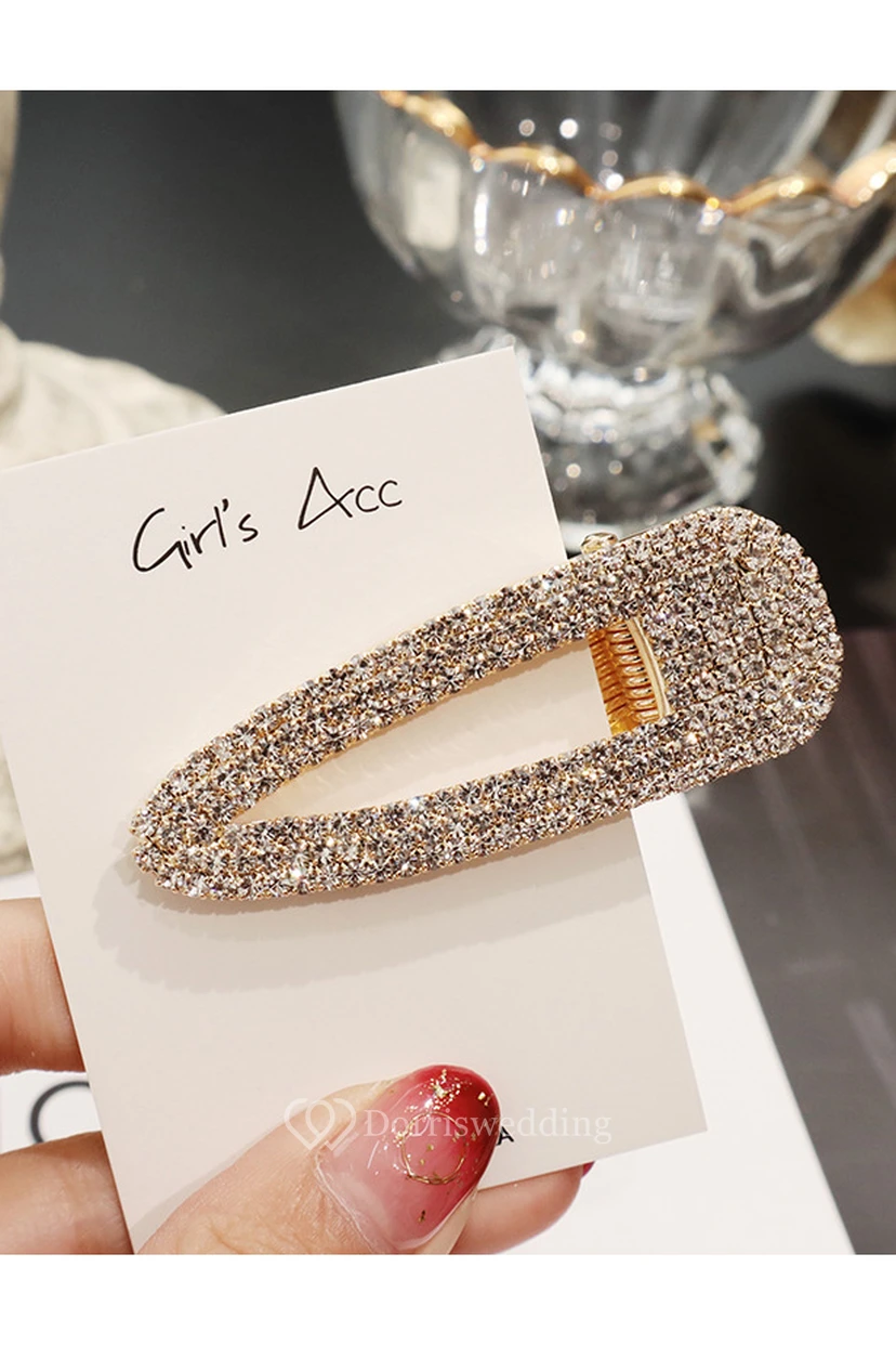 Glänzender und moderner Kopfschmuck in Gold/Silber/Perlen