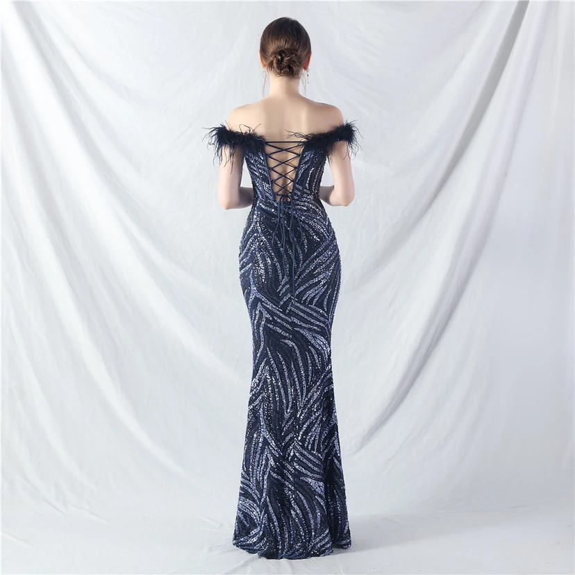 Robe de soirée haut de gamme à sequins, ornée d'un gilet à taille en arêtes de poisson et de plumes d'autruche. view 15