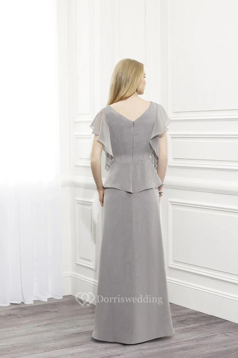 Ruched Poet Sleeve Scoop Neck Chiffon Mother Of The Bride Dress With Broach And Peplum view 2