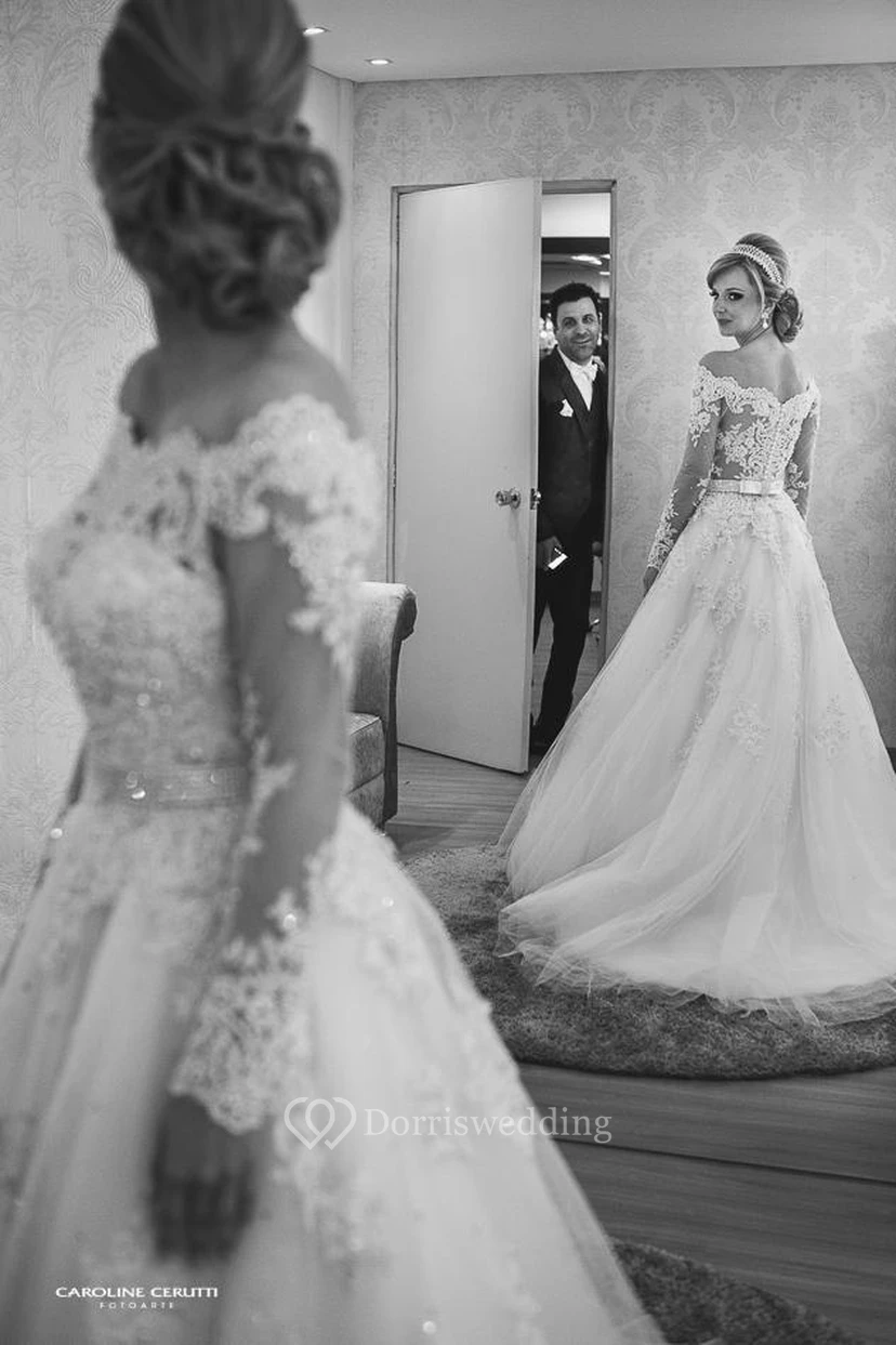 Gorgeous Lace Appliques Beadings Tulle Wedding Dress Long Sleeve view 2