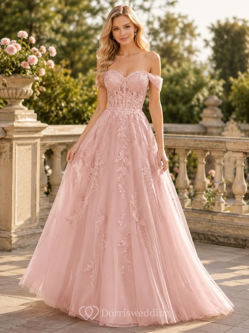 Perlmuttrosa schulterfreies, kurzärmeliges Tüll-Ballkleid, bodenlang, mit Blumenmuster