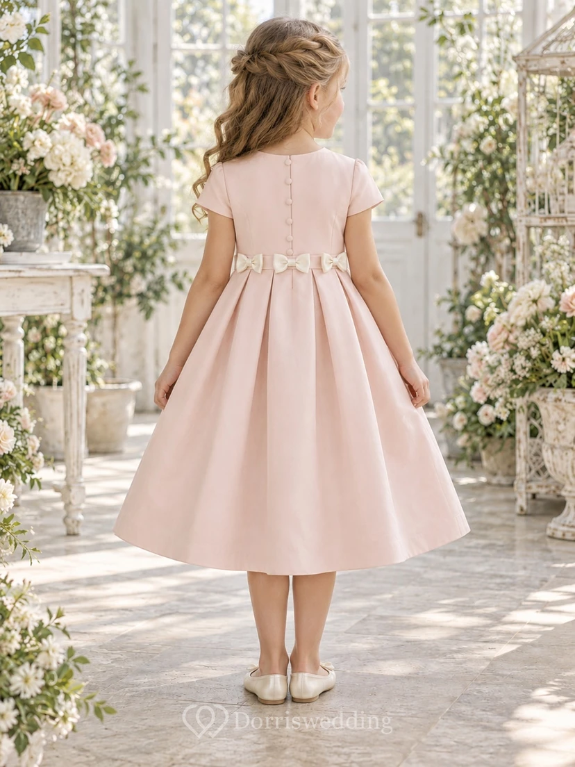 Robe de demoiselle d'honneur simple et modeste, couleur blush, longueur thé, nœud plat, manches courtes, plis souples