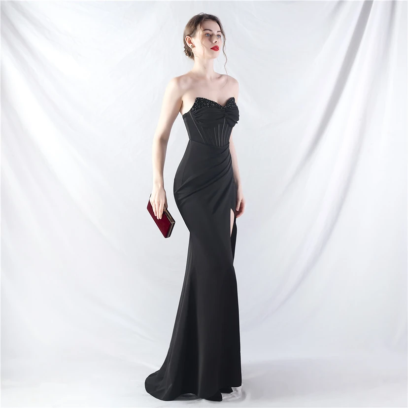 Vestido de noche de alta gama con cintura de espiga, elaborado con cuentas y forma elaborada. view 68