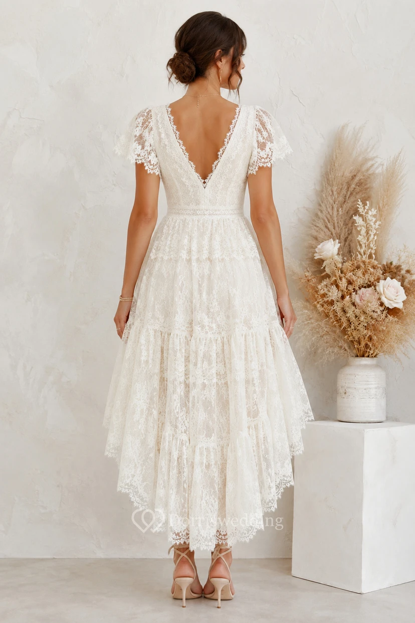 Robe de mariée bohème d'été, coupe trapèze, manches courtes, col en V, tulle, dentelle, volants, asymétrique blanche view 2