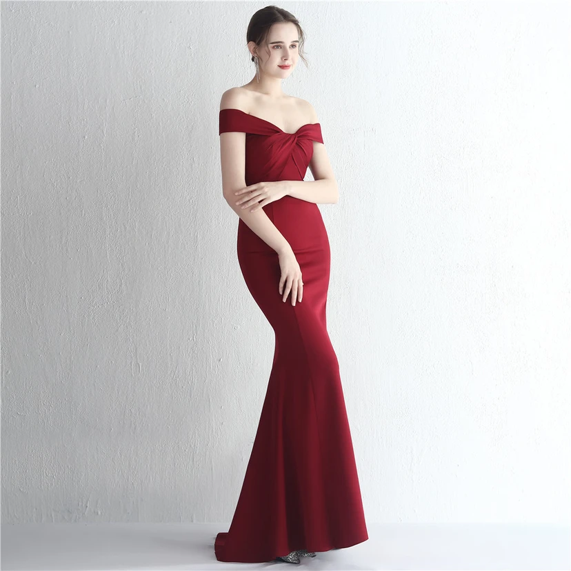 Vestido largo de satén ajustado de un solo hombro para cenas de celebridades, con falda de cola de pez ajustada, vestido de exhibición para modelos de autos de boda view 11
