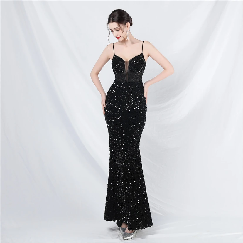 Vestido de noche pesado, estilo palacio, chaleco con diseño de espina de pescado, cintura con bordado de diamantes, flores, hombros descubiertos y tirantes. Vestido de alta gama. view 18
