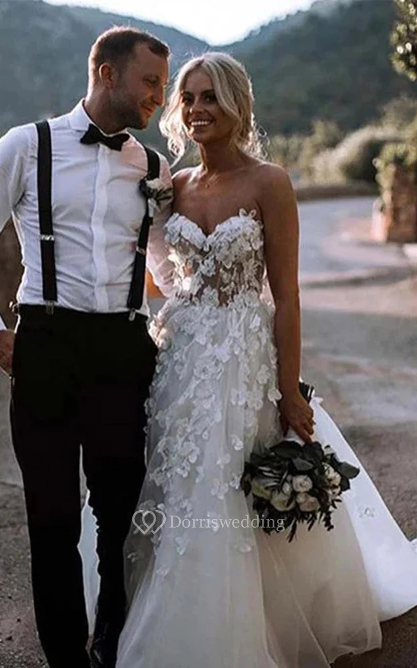 Sweetheart Ball Gown Tulle Floral Applique Elegant Lace Wedding Dress view 2