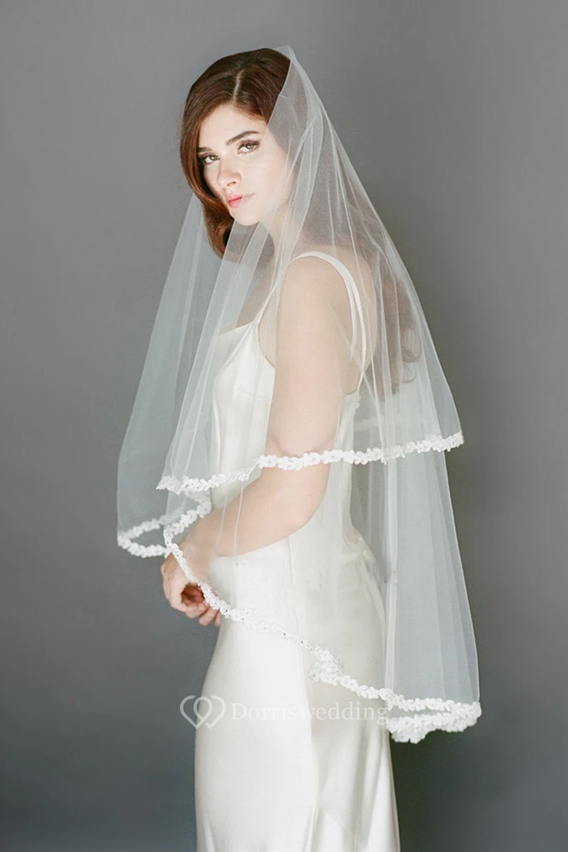 Fingertip Length Lace Applique Tulle Wedding Veil view 2