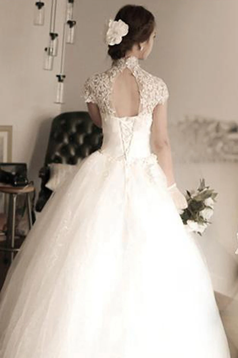 Elegant Tulle Lace Appliques Wedding Dress High Neck Ball Gown view 2