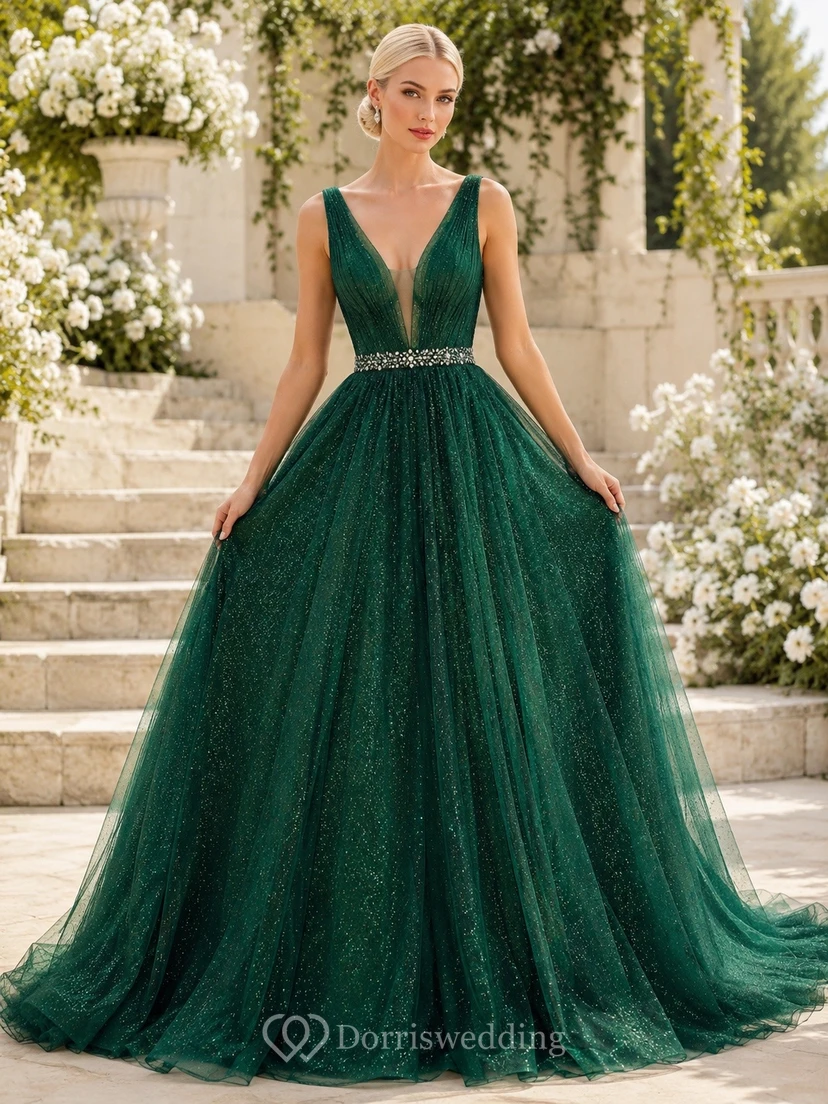 Vestido de gala sin mangas con escote en V y cola larga de tul color esmeralda