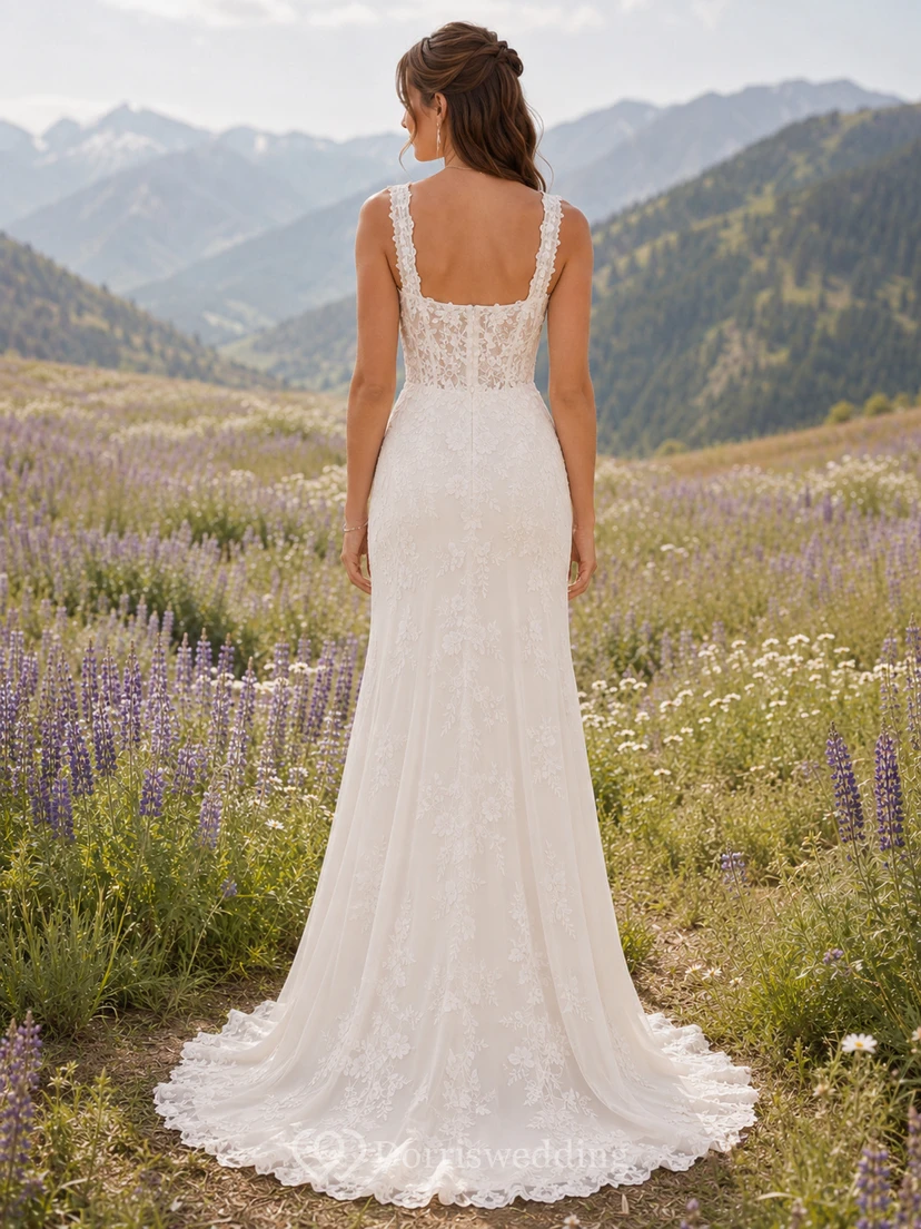 Robe de mariée de maternité à col carré, corsage en dentelle et volants en tulle. view 2