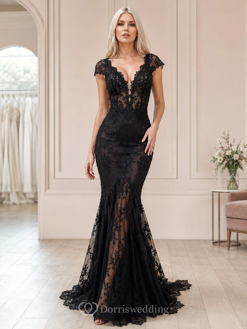 Robe de mariée sirène alternative à décolleté plongeant en V, manches courtes en dentelle