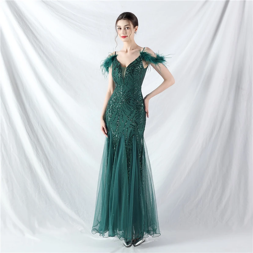 9-farbiges, handgefertigtes Abendkleid aus Kamelfedern, Netzstoff und Pailletten, sexy Trägern view 15