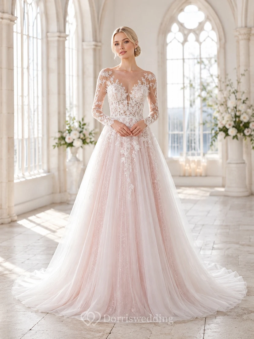 Romantisches Brautkleid in zartem Rosa mit U-Boot-Ausschnitt, langen Ärmeln, floraler Spitze und A-Linien-Schnitt