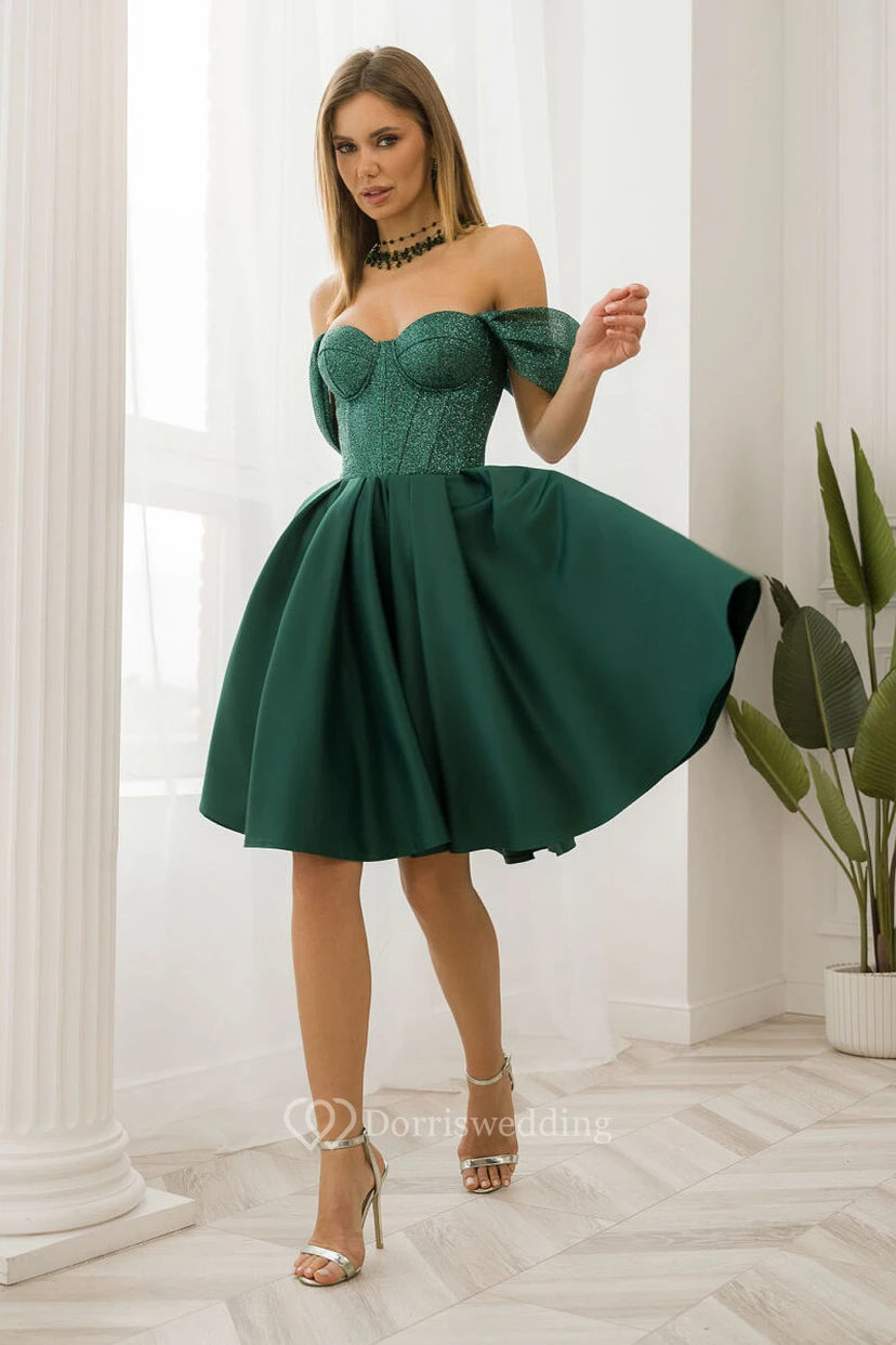 Süßes grünes, bezauberndes Pailletten-Kurzkleid in A-Linie