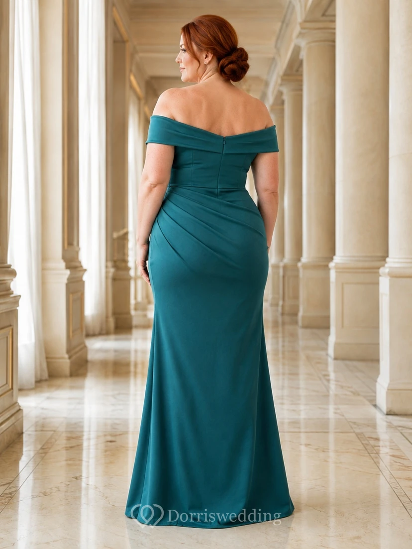 Elegantes, bodenlanges Brautkleid aus dunkelgrünem Satin in Übergröße mit schulterfreiem Ausschnitt view 2